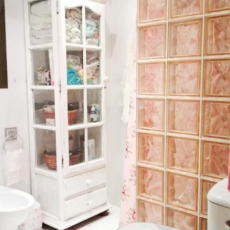 Apartamento Sandra Con Piscina דירה *